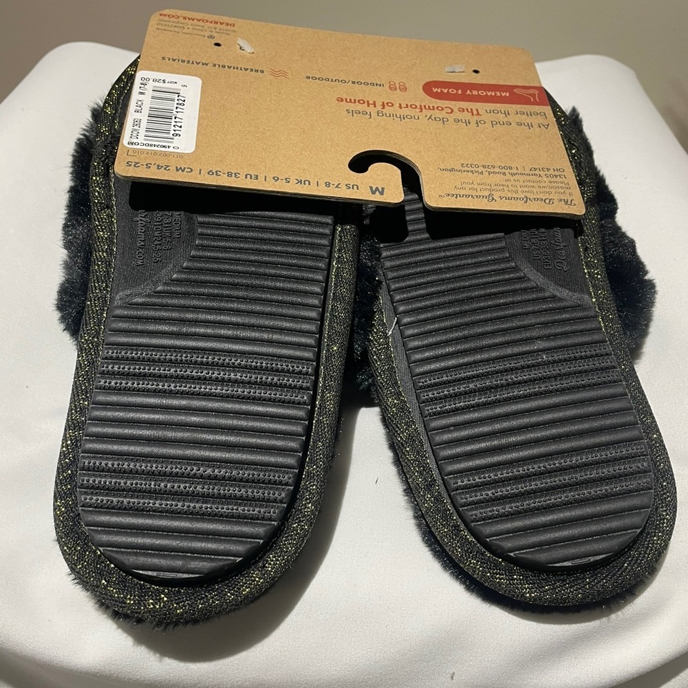 Dearforms Slippers - Picture 3 of 3